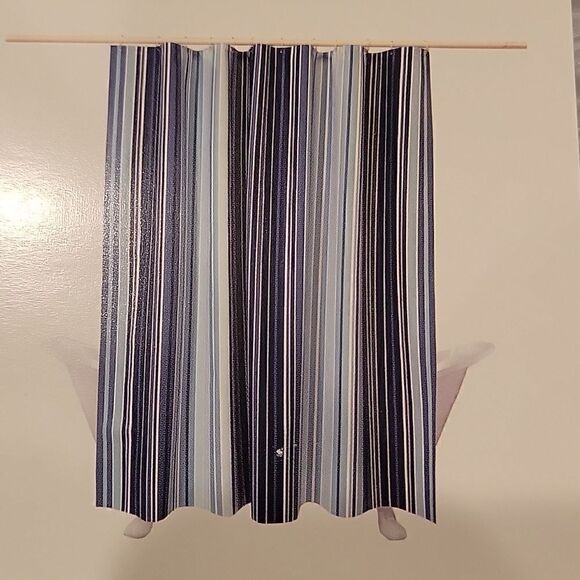 The Big one Peva Shower Curtain and hooks set - Picture 5 of 5